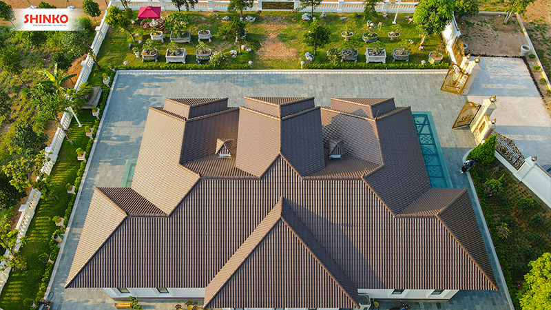 cách vệ sinh và bảo dưỡng ngói màu shinko